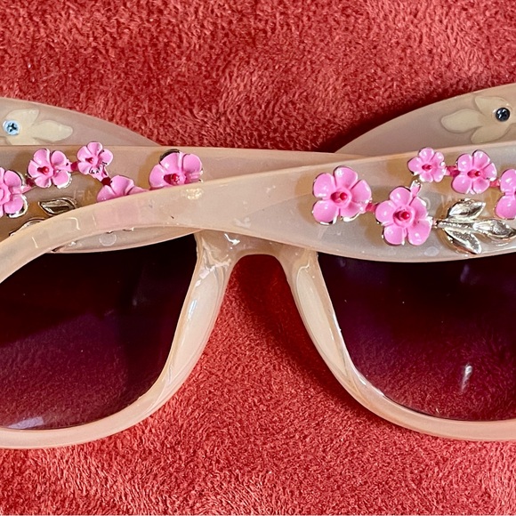 Fabulous ITALIAN Designer Style Retro Pinup CATEYE SUNGLASSES main image 7
